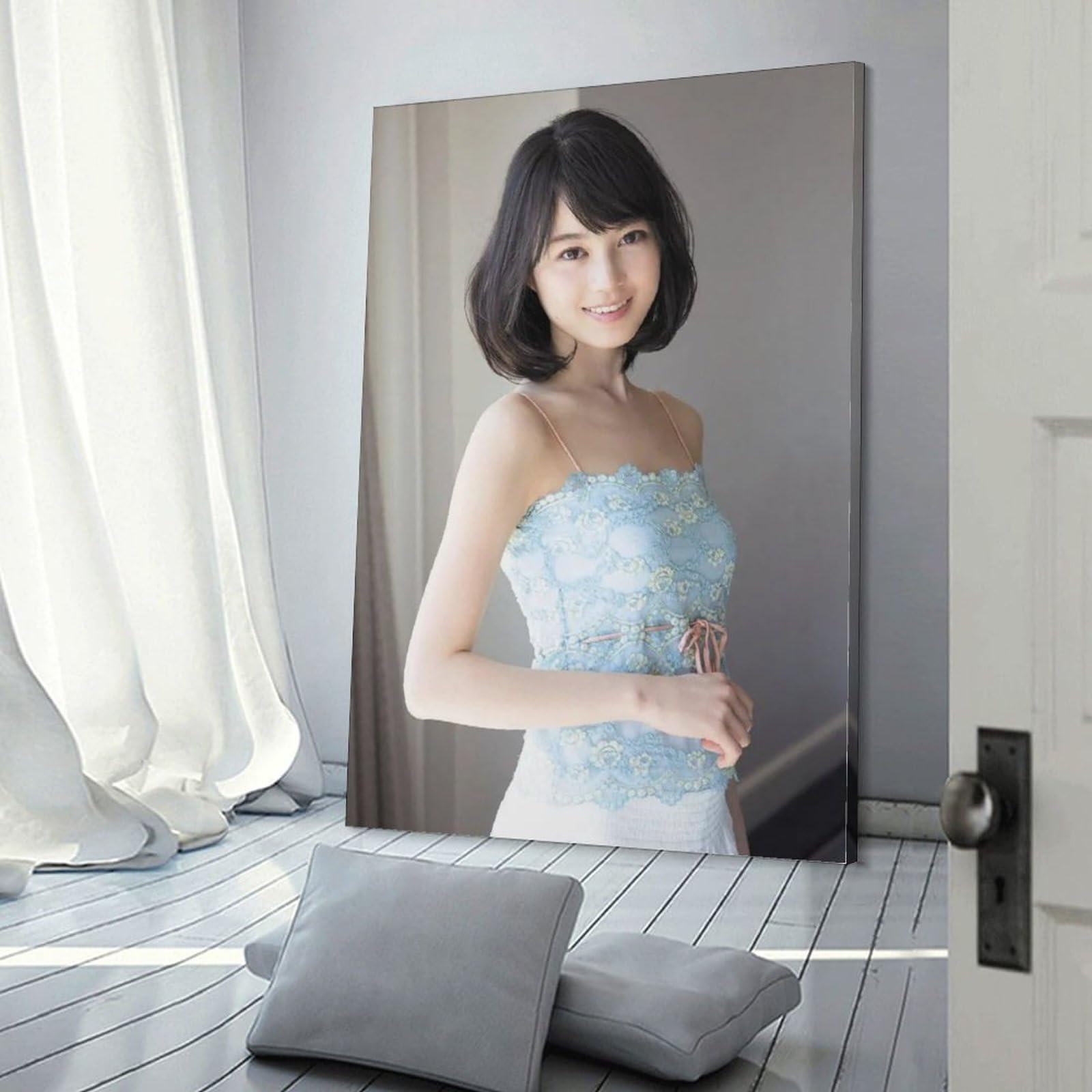 Amazon.co.jp: 生田絵梨花 装飾画 生田絵梨花 写真 生田絵梨花
